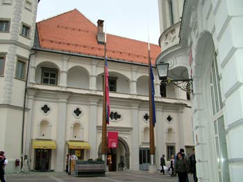 Maribor cultural guide - castle square