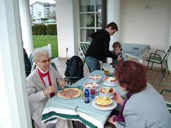 Restaurant Villa Rustica - grannies enjoying