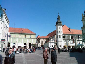 Maribor castle square