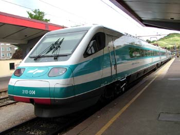 Tilting train in Maribor